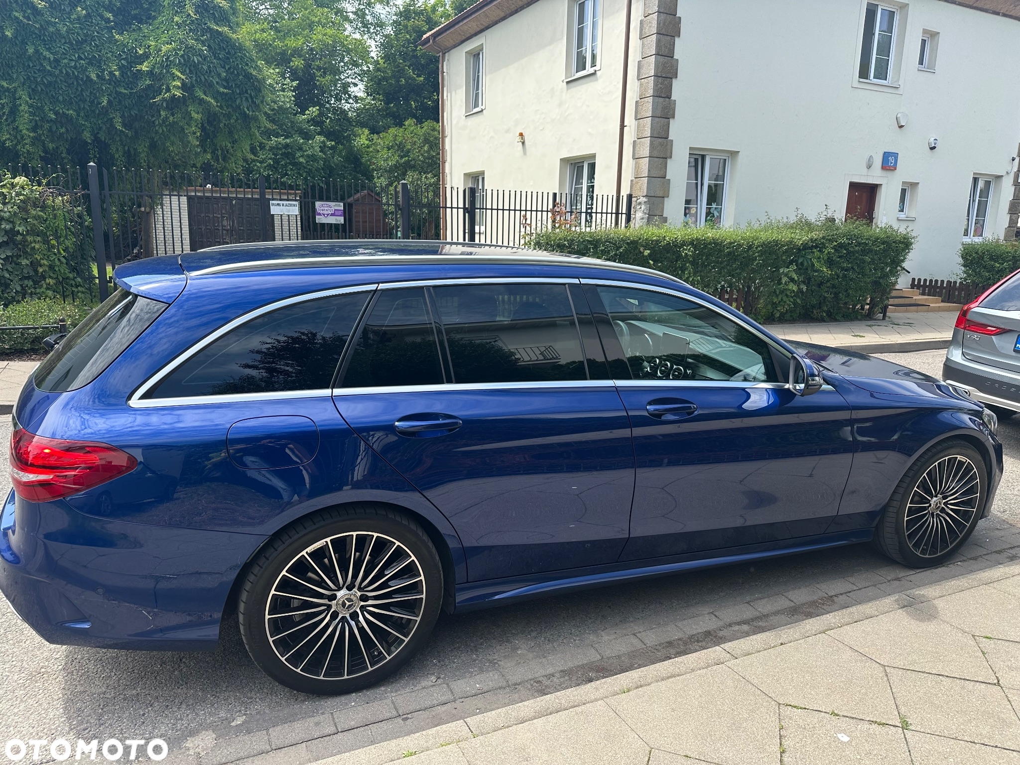 Mercedes-Benz Klasa C 200 4-Matic 9G-TRONIC - 4