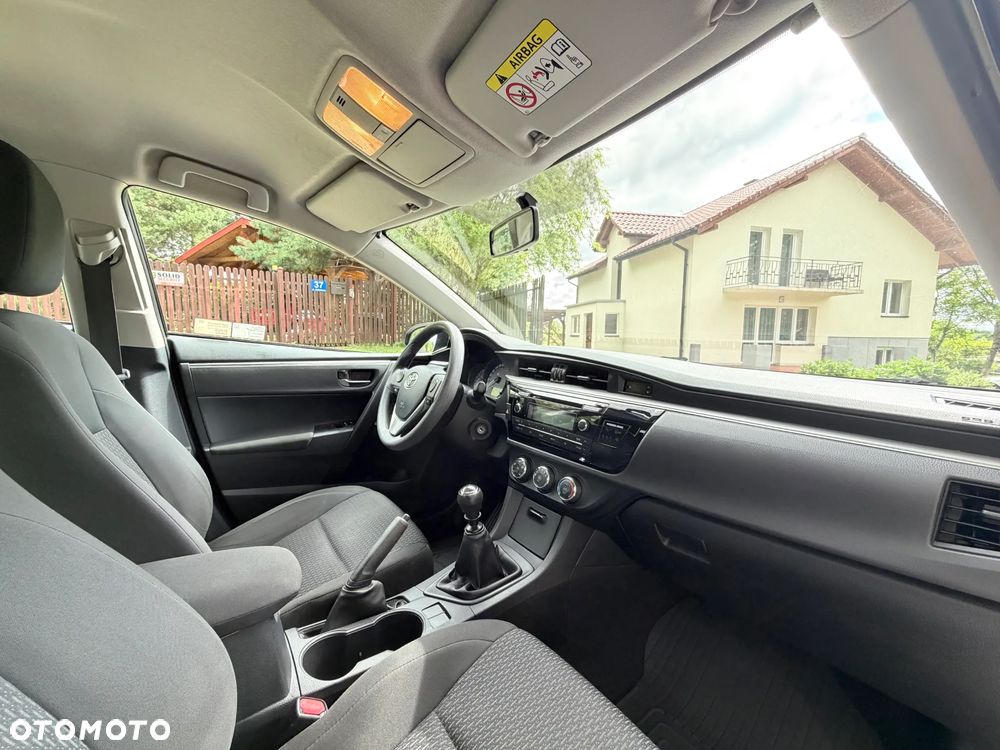 Toyota Corolla 1.6 Comfort - 27