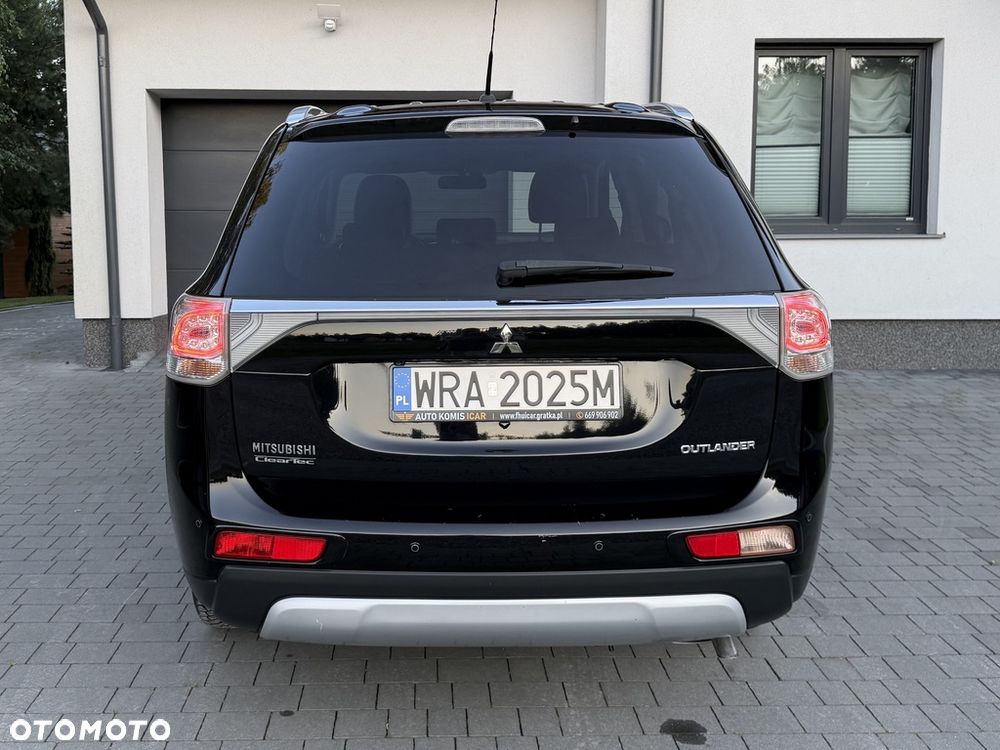Mitsubishi Outlander 2.0 4WD CVT Diamant+ - 21