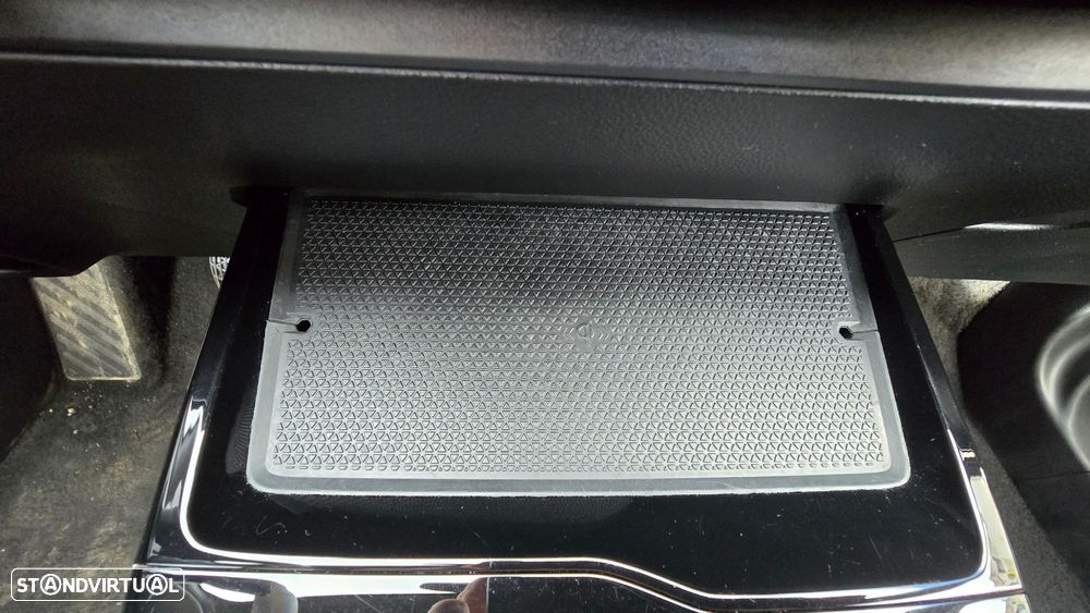 MG MG4 64 kWh Luxury - 41