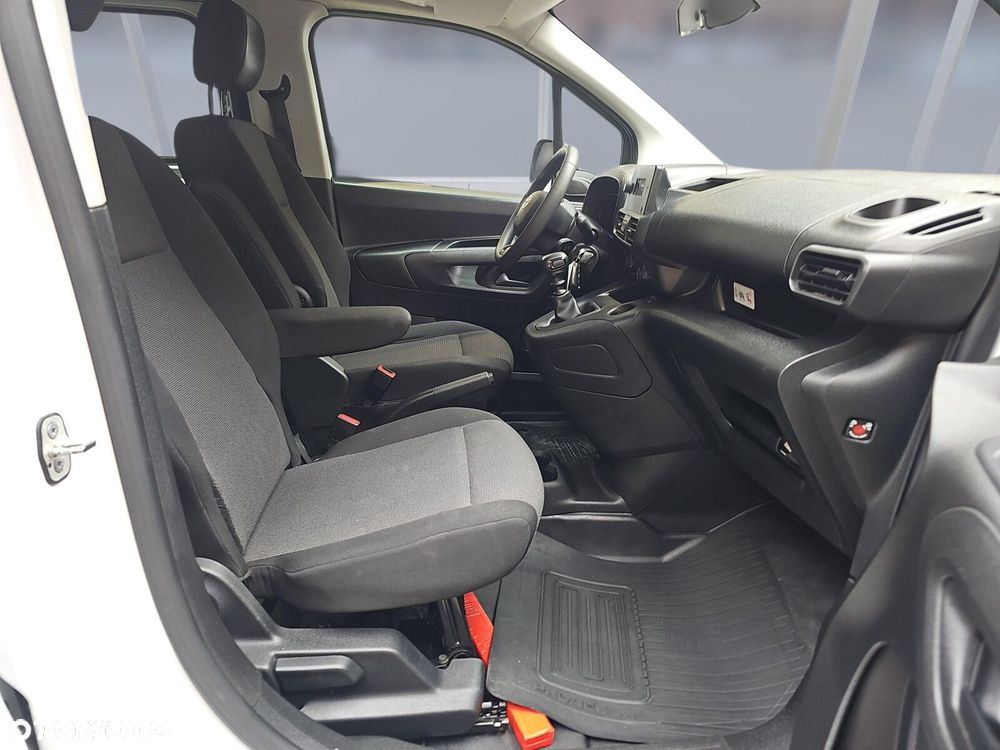 Toyota ProAce 2.3T 1.5D-4D 100KM long FurgonBrygActive - 16