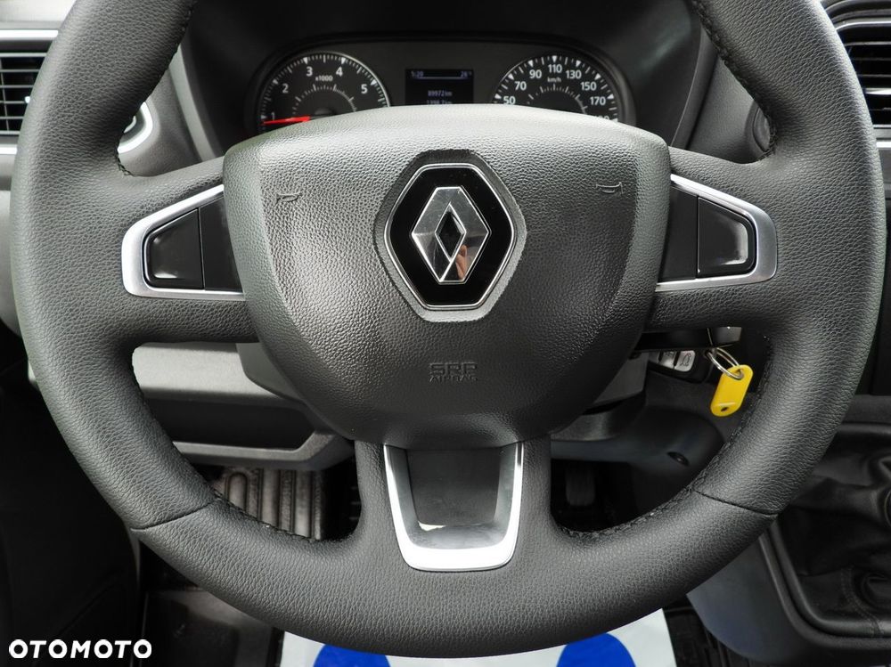 Renault MASTER FURGON BRYGADÓWKA 7 MIEJSC LEDY KLIMATYZACJA  135KM - 28