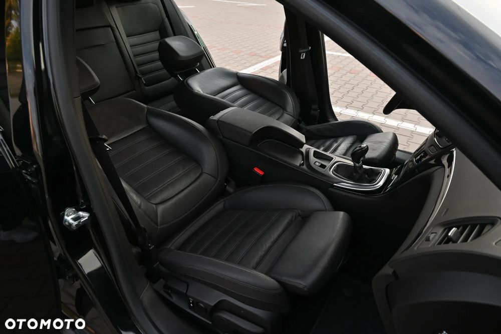 Opel Insignia 2.0 ECOTEC DI Turbo ecoFLEX Business Innovation - 30