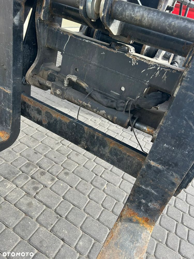 Manitou MRT 2550 - 16