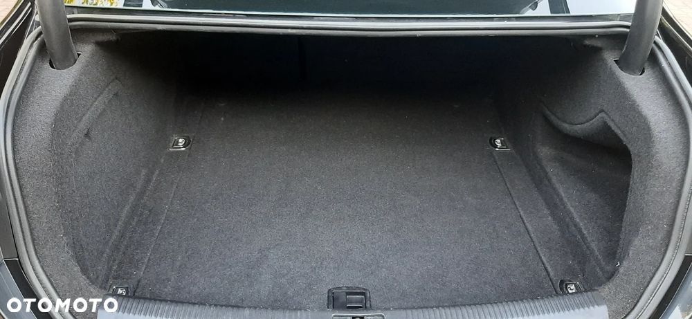 Audi A4 Limousine - 20