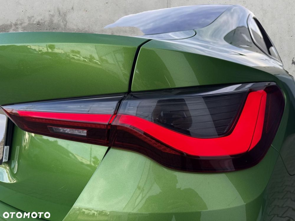 BMW i4 - 21