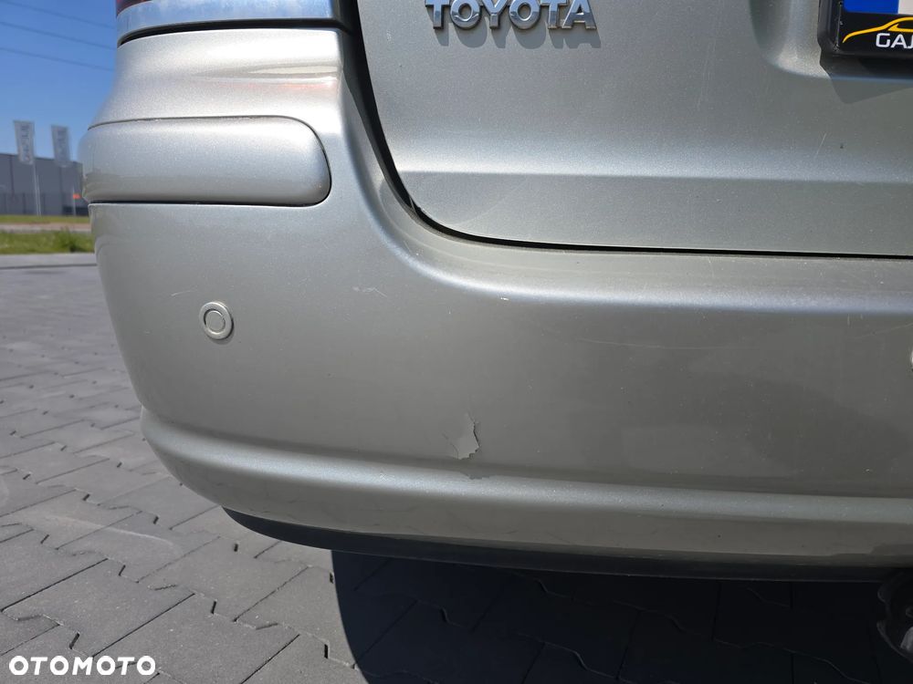 Toyota Avensis 2.4 VVT-i Prestige - 11