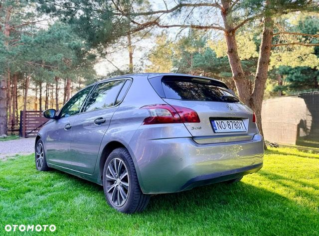 Peugeot 308 1.2 PureTech Allure S&S - 4
