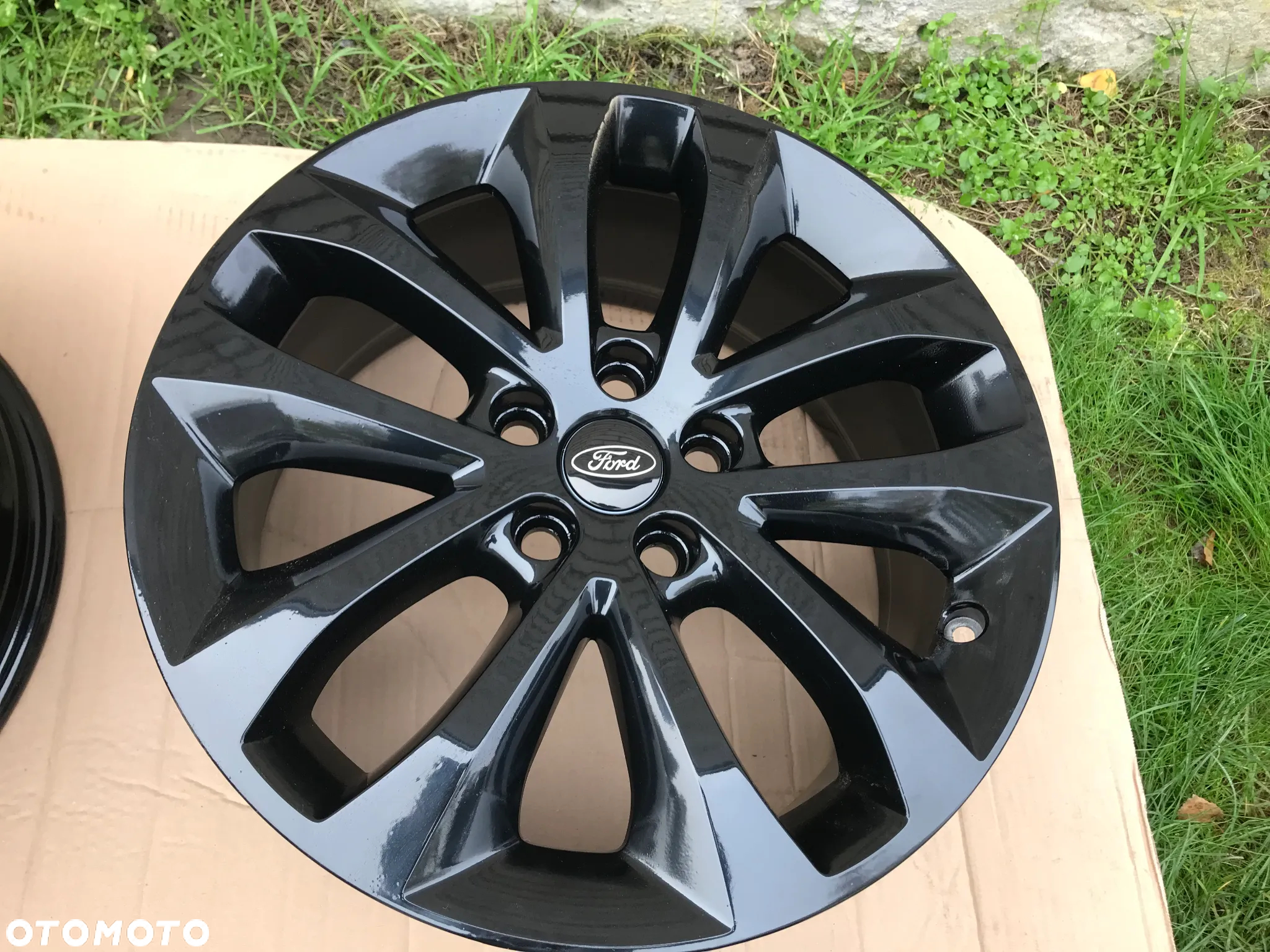 Felgi Ford Mondeo S-Max Kuga 7,5x17 5x108 ET52,5 - 5