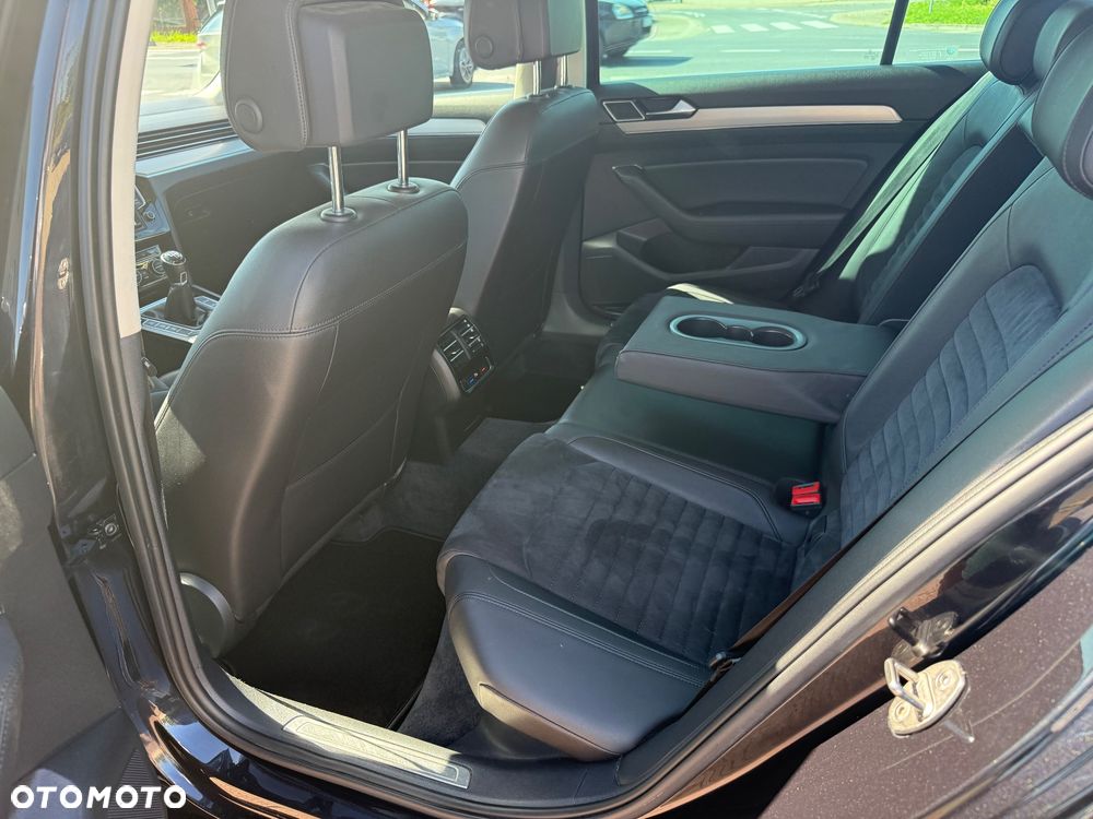 Volkswagen Passat 1.8 TSI BMT Highline - 15