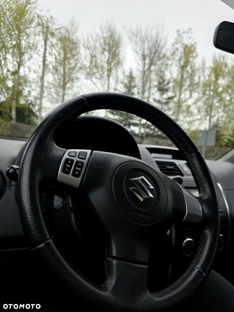 Suzuki SX4 1.6 VVT Comfort - 19