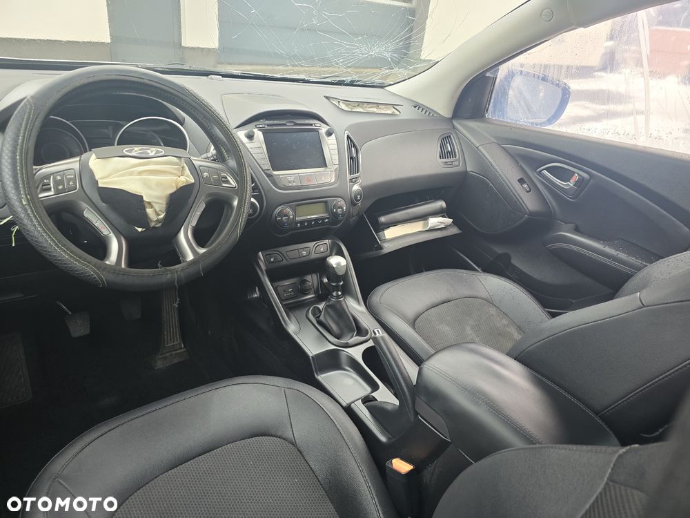 Hyundai ix35 1.7 CRDi 2WD blue Trend - 12