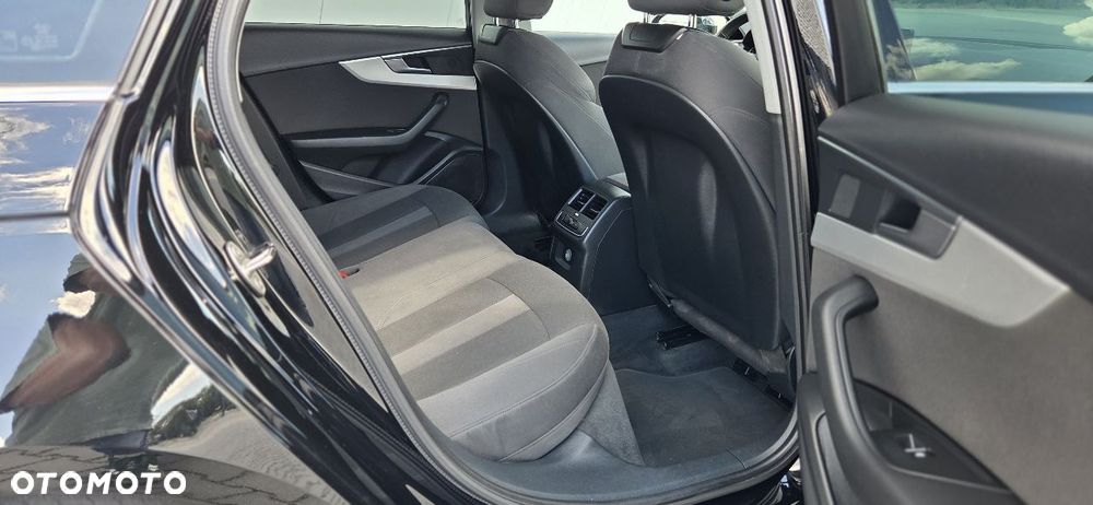 Audi A4 Limousine 2.0 TDI S tronic quattro - 25