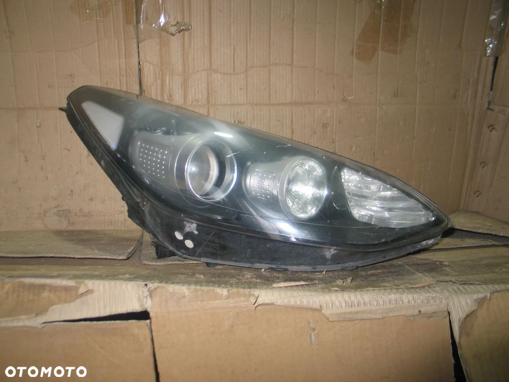 Lampa przod kia sportage 4 IV 15-18r. 92102-F1000 oryginal europa - 2