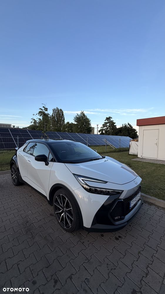 Toyota C-HR+ - 4