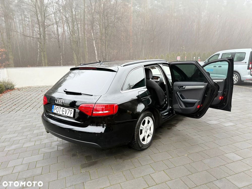 Audi A4 Avant - 8
