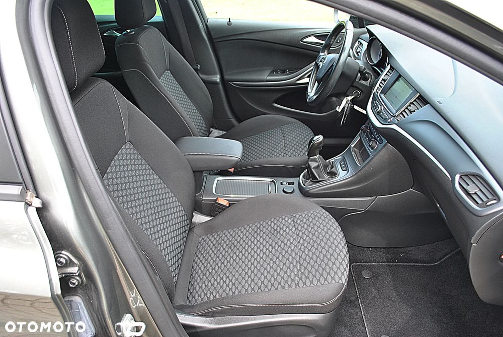 Opel Astra 1.2 T Business Elegance S&S - 14
