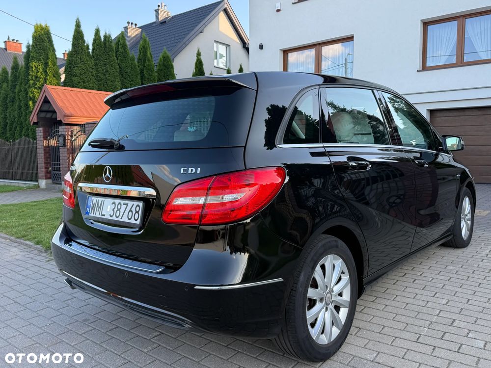 Mercedes-Benz Klasa B 200 CDI (BlueEFFICIENCY) - 11