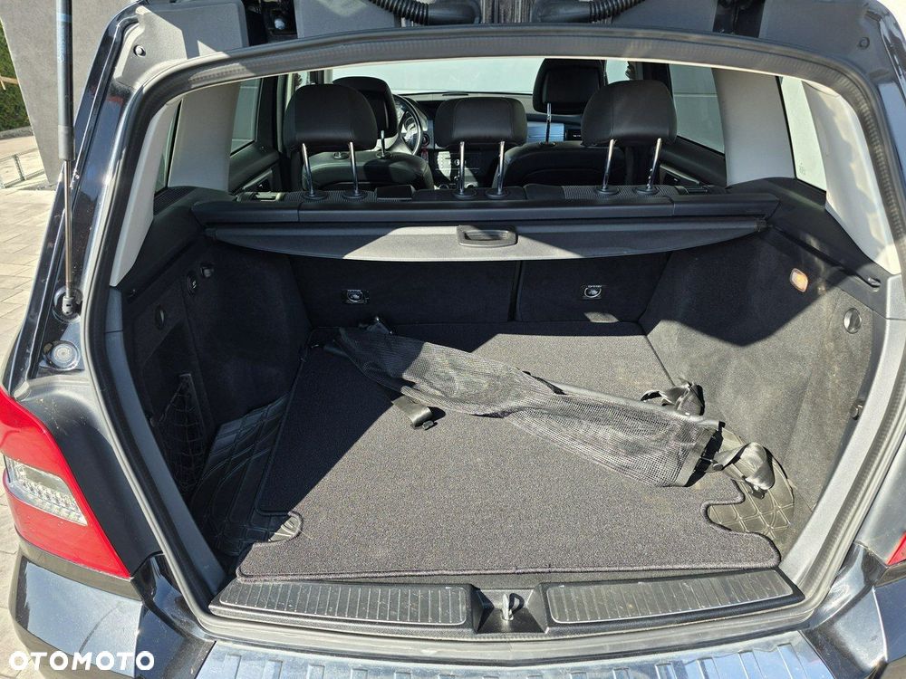 Mercedes-Benz GLK - 10
