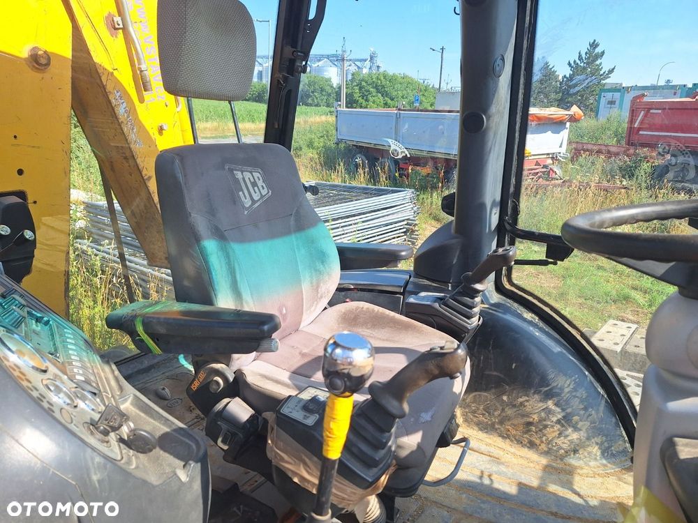 JCB 4Cx 4X4 - 24