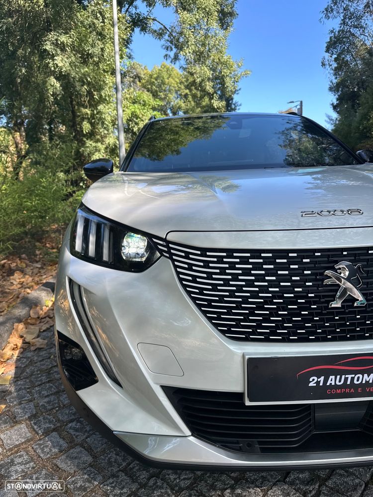 Peugeot e-2008 GT Pack - 3