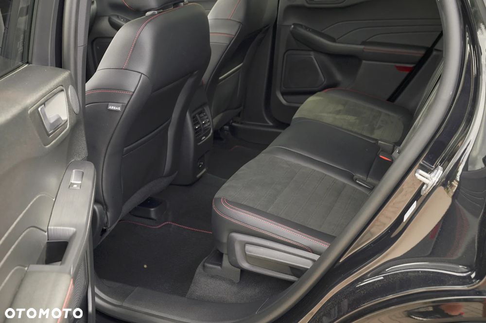 Ford Kuga 2.0 EcoBlue 4x4 ST-LINE X - 17