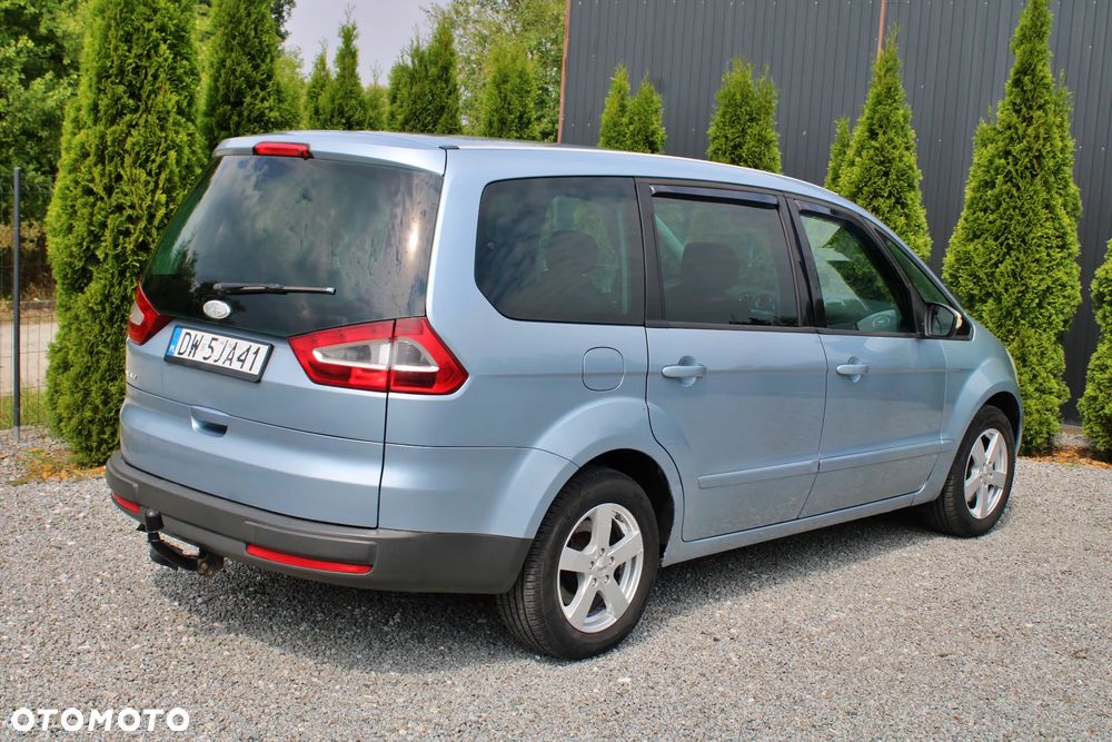 Ford Galaxy 2.0 Champions Edition - 17