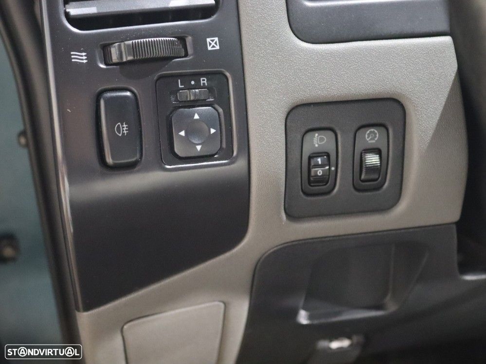 Mitsubishi Pajero 3.2 DI-D GLS ABS - 22