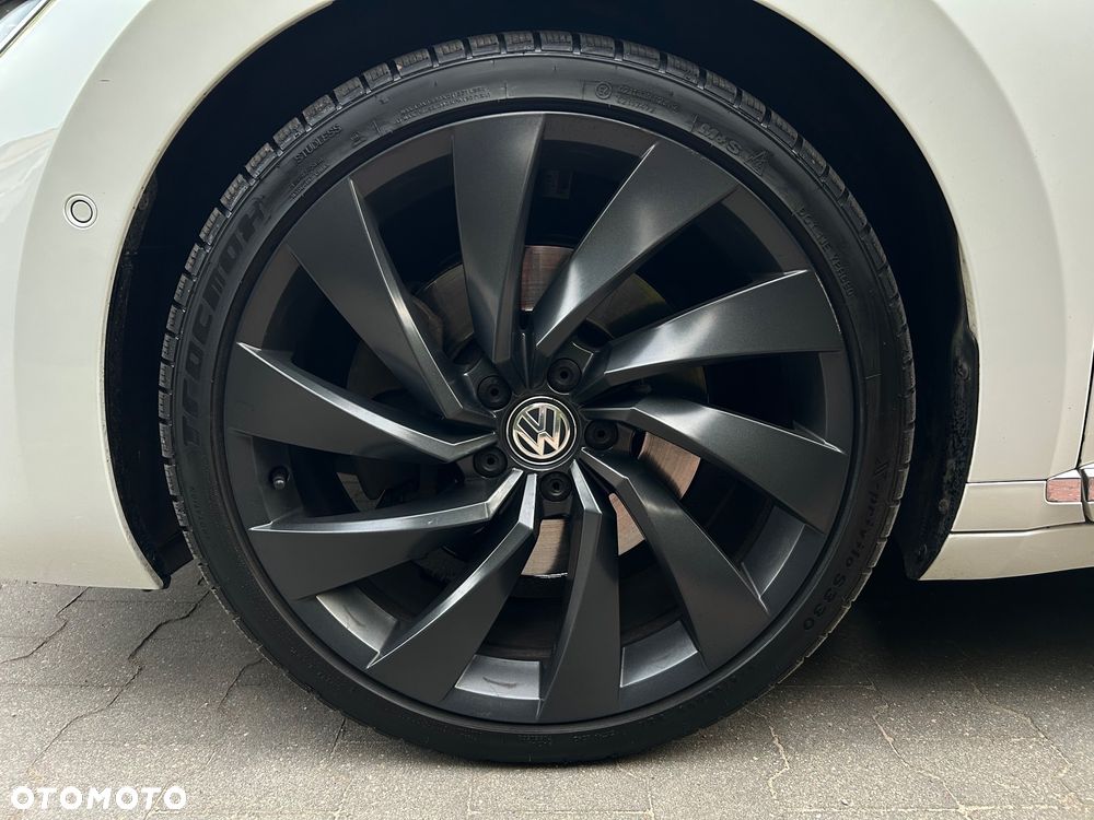 Volkswagen Arteon 2.0 TDI Bi-Turbo SCR 4Mot R-Line DSG - 13