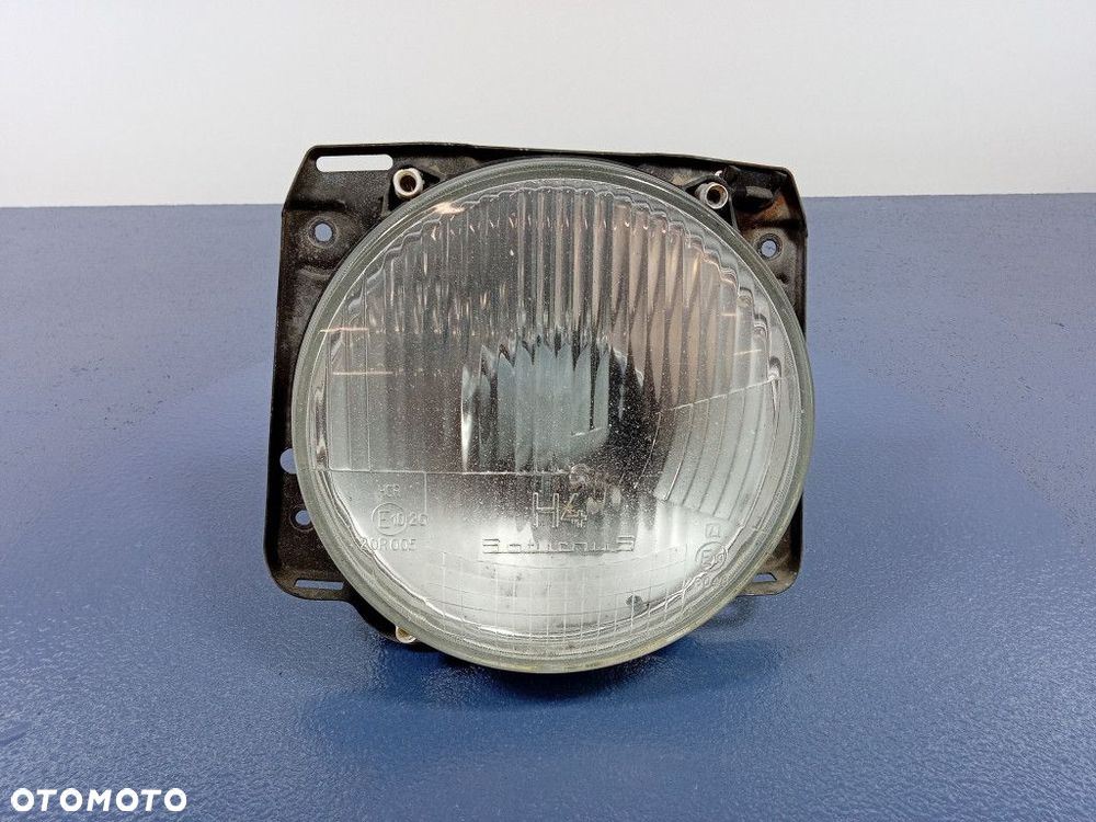 VW GOLF II REFLEKTOR LAMPA PRZÓD PRZEDNIA H4 EU - 1