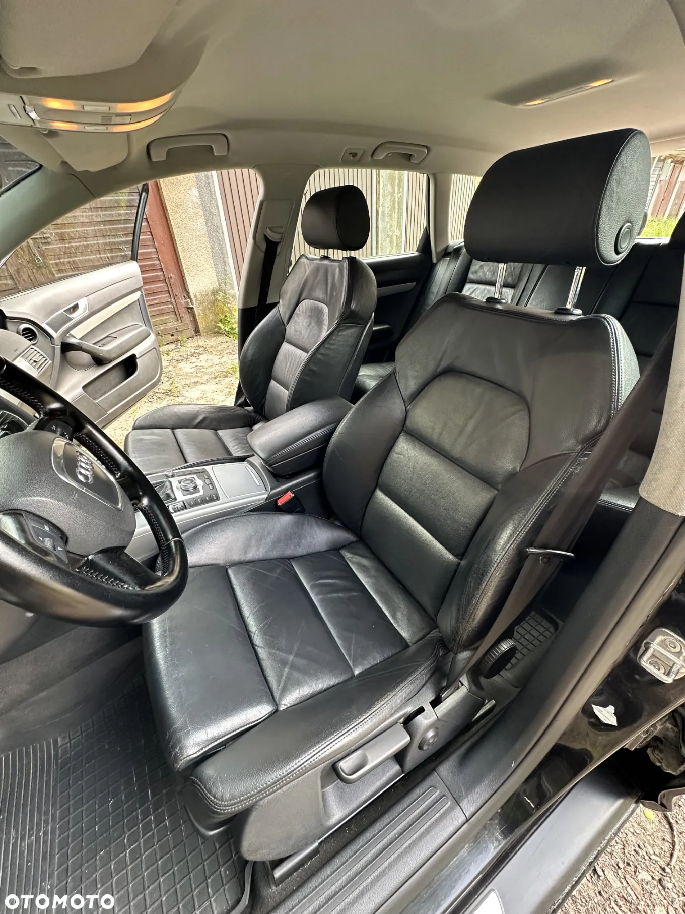 Audi A6 Avant 2.4 - 16