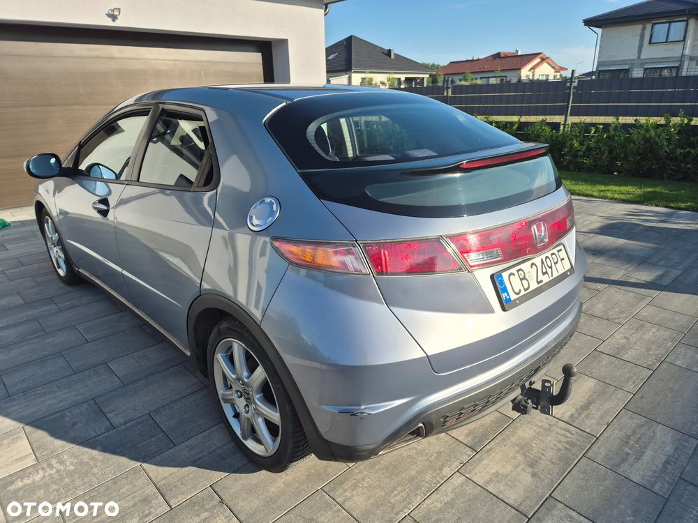 Honda Civic 1.8 Comfort - 6