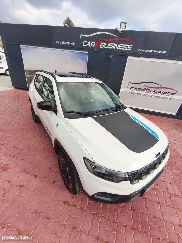 Jeep Compass - 10