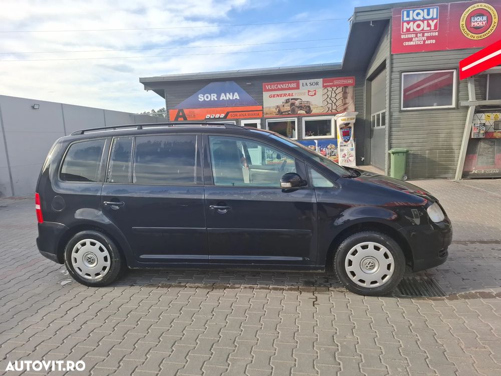 Volkswagen Touran - 3