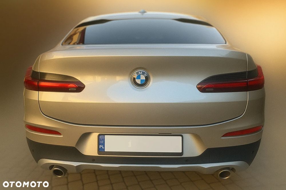 BMW X4 xDrive20i Advantage sport - 3