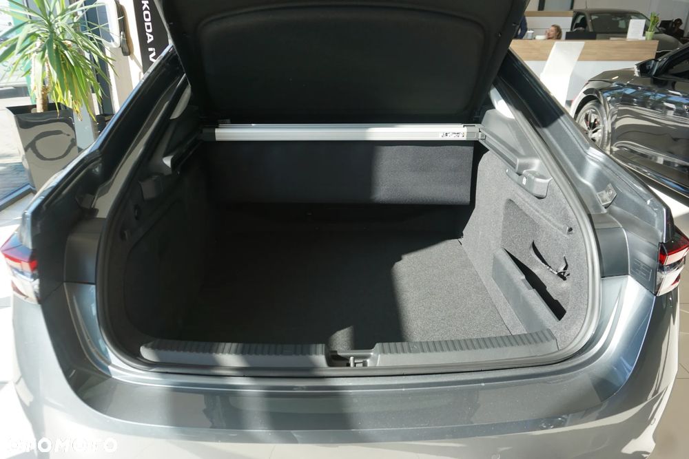 Skoda Superb 1.5 TSI mHEV Drive DSG - 9