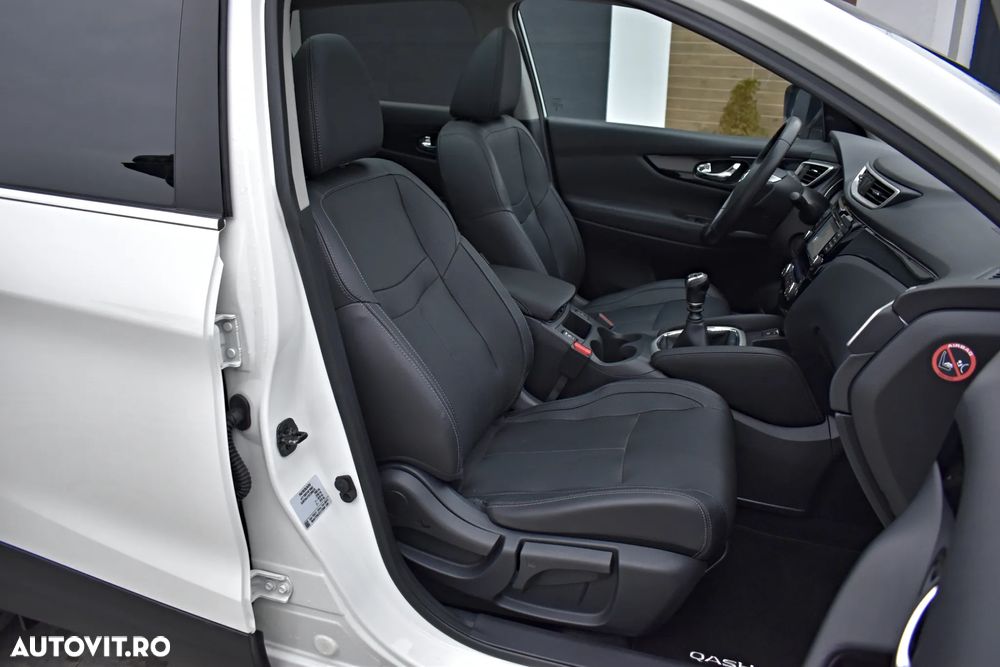 Nissan Qashqai 1.6 DCI TEKNA - 11