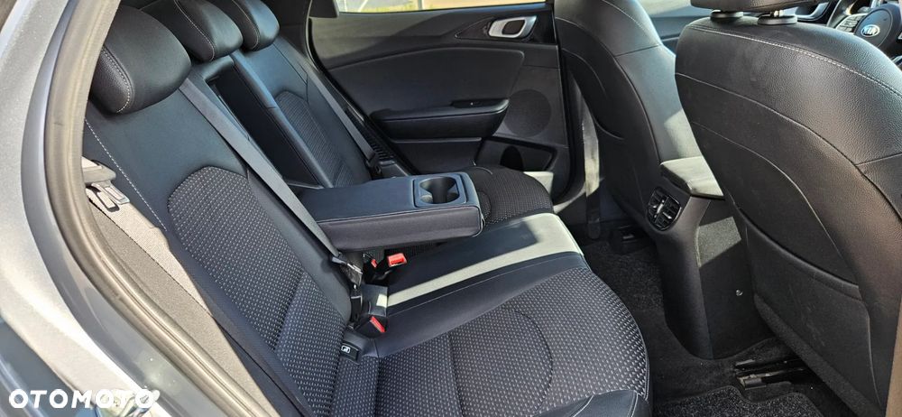 Kia XCeed 1.6 GDI DCT6 OPF PLATINUM - 25
