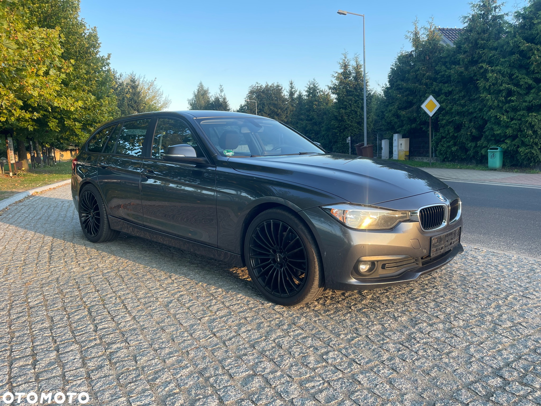 BMW Seria 3 - 11