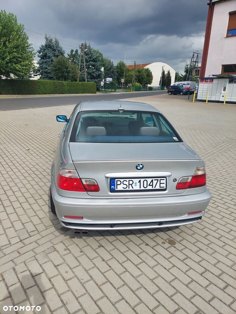 BMW Seria 3 325Ci - 20