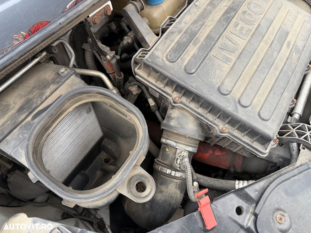 Iveco Daily 35c Frigorific Frig Carrier an 2014 Cub Izoterm 298.000km Istoric Service Facturi Kit Distribuție Ambreiaj Rezivie Frig AC Navi Discuri Placute Baterie Anvelope direcție suspensie Vopsea Ok TVA - 13