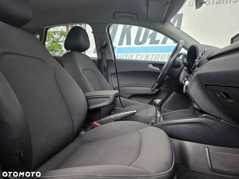 Audi A1 Sportback 1.6 TDI Attraction - 11