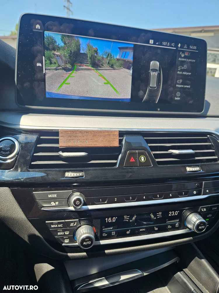 BMW Seria 5 520d AT MHEV - 11