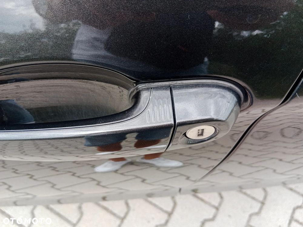BMW Seria 3 318d Sport Line - 22