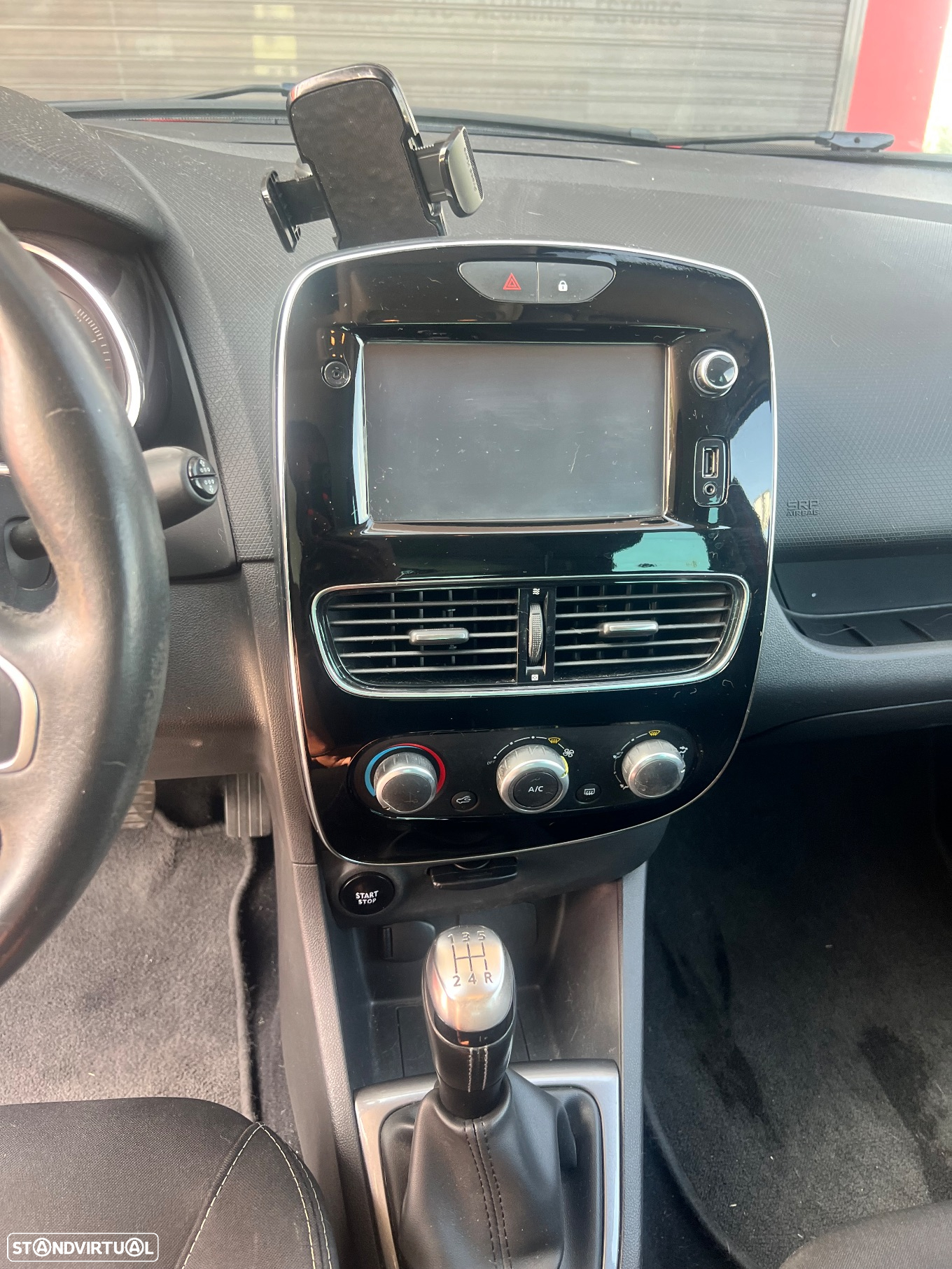 Renault Clio 0.9 TCE Confort - 9