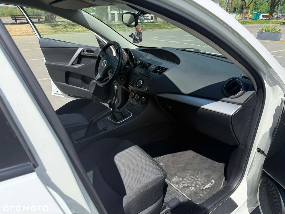 Mazda 3 1.6 Sport Active - 16