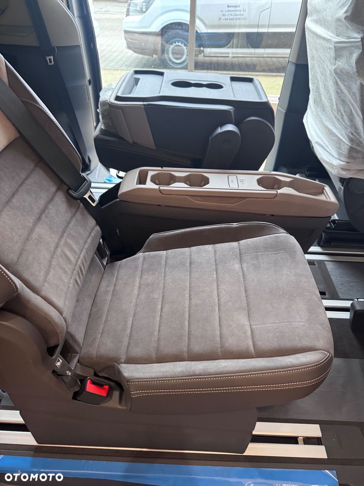 Volkswagen Multivan 2.0 TDI L2 Life DSG - 11