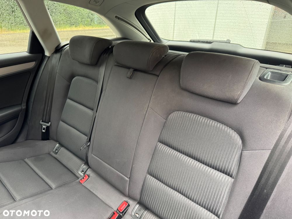 Audi A4 Avant - 8