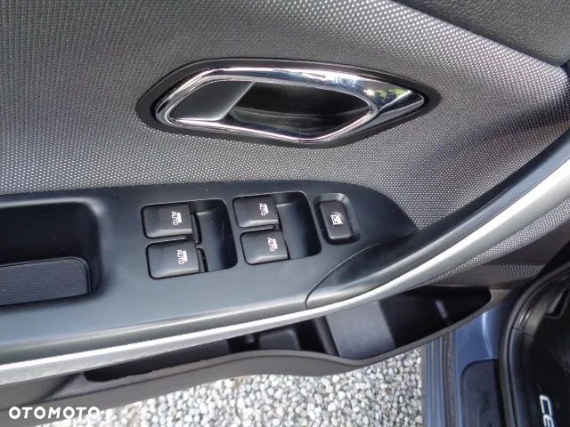 Kia Ceed 1.4 CVVT Dream Team Edition - 18