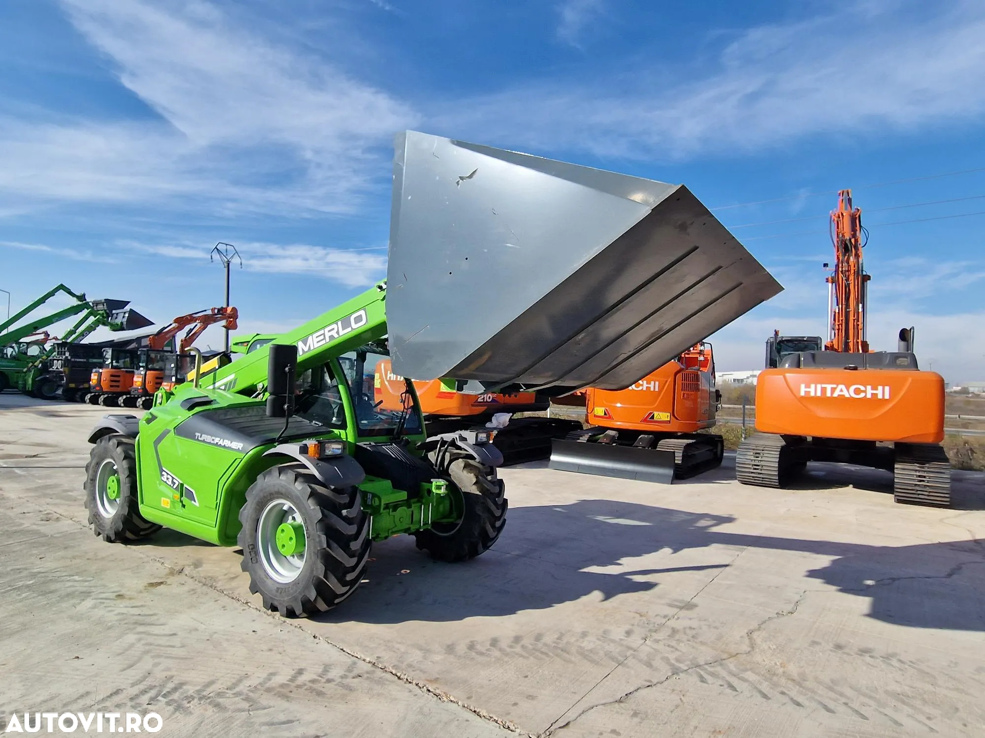 Merlo TF33.7,2024, 172h EX DEMO, Aer conditionat, Cupla rapida, furci, cupa 2,5mc, garantie 1 an, posibilitate leasing 5 ani, stare CA NOU, PROMOTIE 69900 EUR+Tva - 8